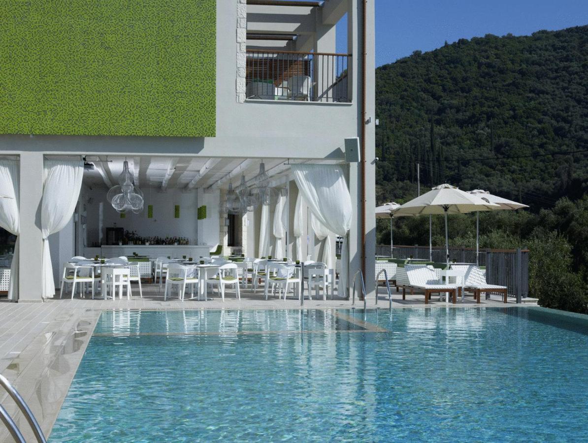 Salvator Villas&Spa Hotel Parga Exteriör bild